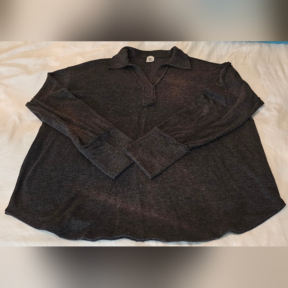 SewInLove L Dark Grey VERY Soft Long Sleeve W/Thumb Hole & Collar RawEdge V-neck